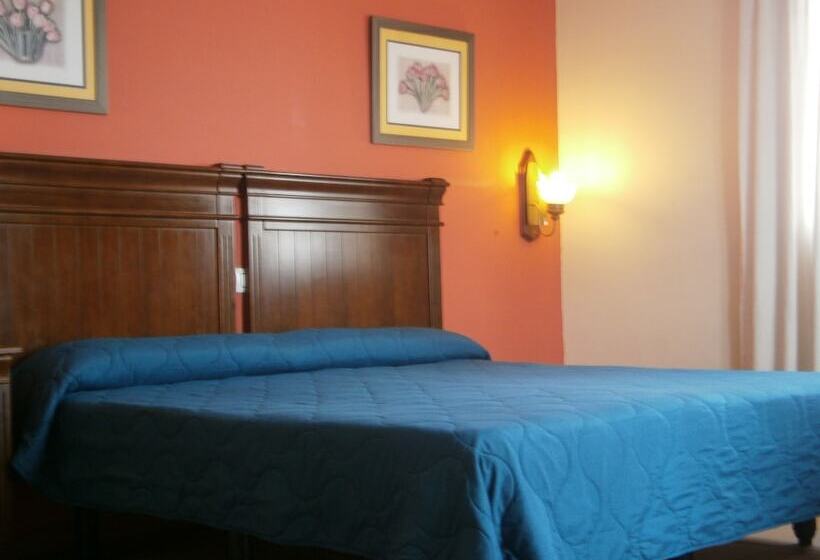 Отель La Palmosa