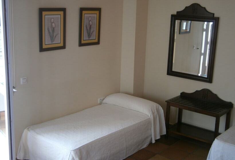 Отель La Palmosa