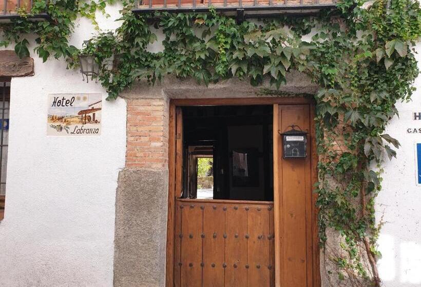 هتل Labranza
