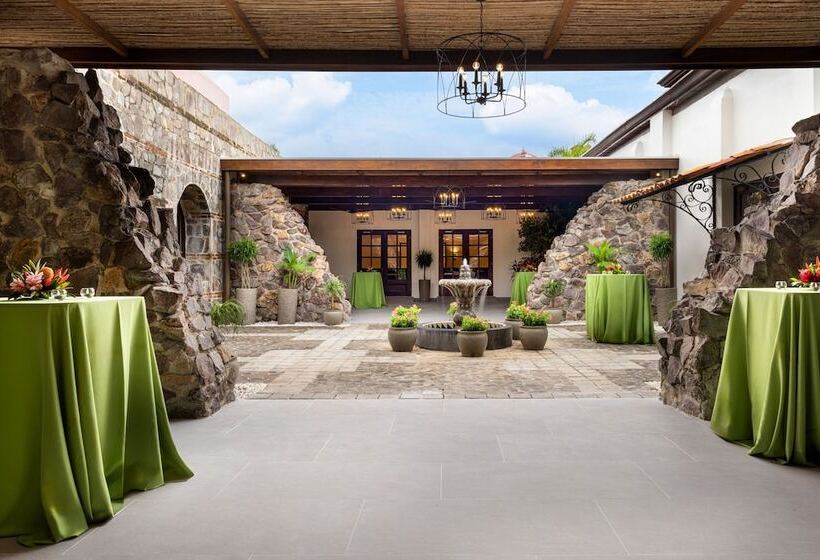 Отель Los Sueños Marriott Ocean & Golf Resort