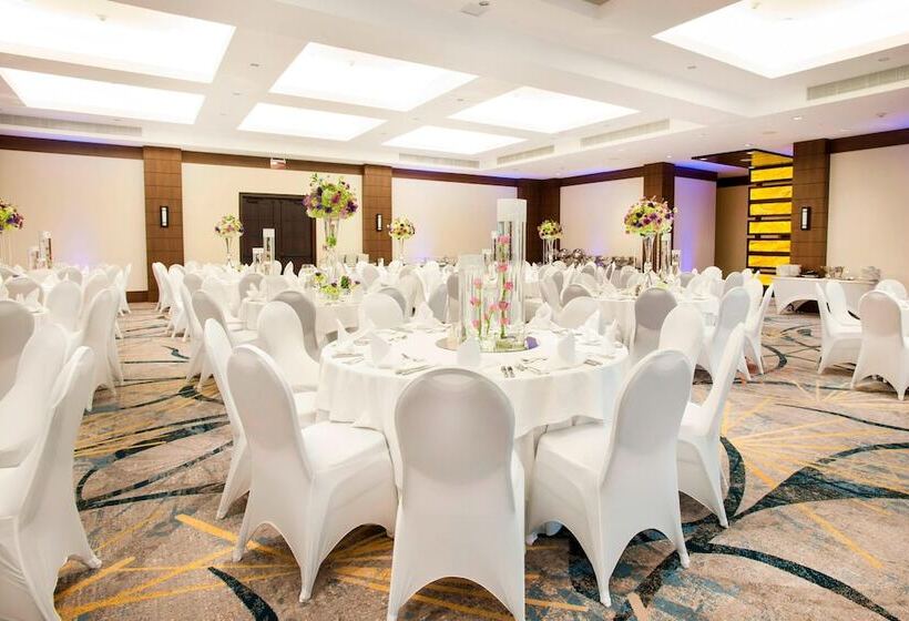 Отель Los Sueños Marriott Ocean & Golf Resort