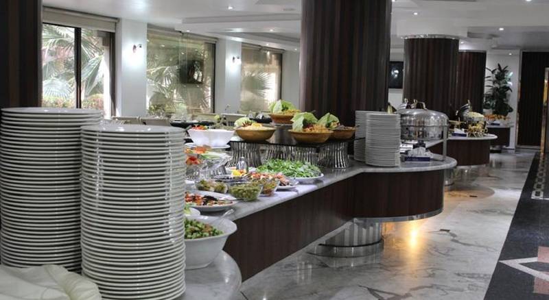 בית מלון כפרי Madareem