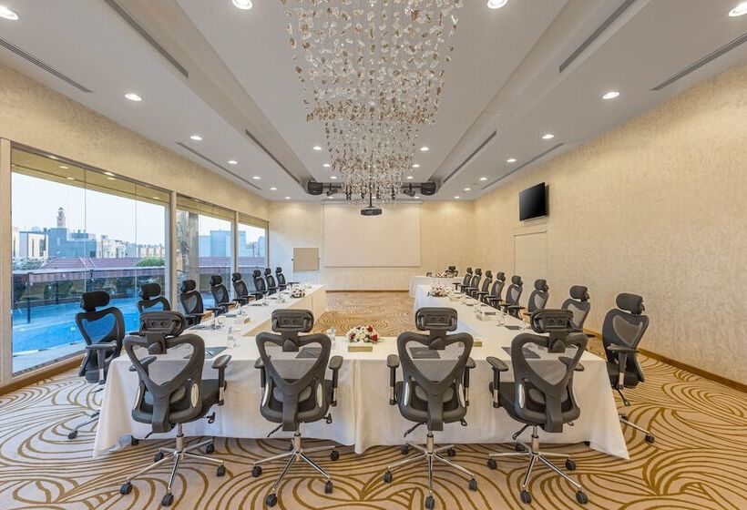 בית מלון כפרי Madareem