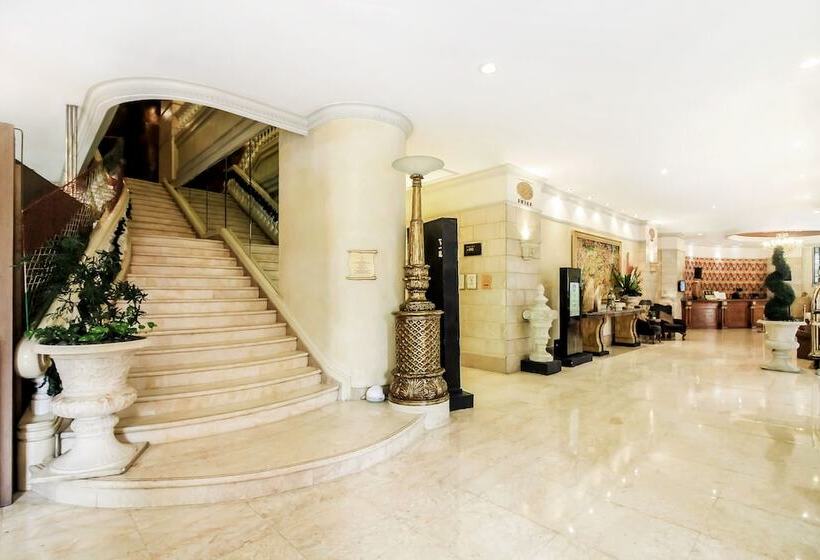 هتل Makati Palace