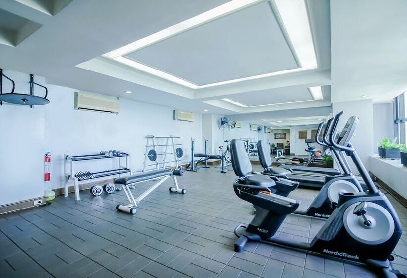 هتل Makati Palace