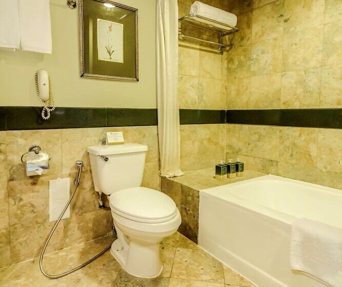 هتل Makati Palace