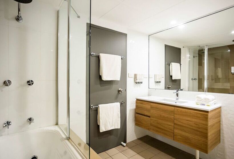 Littomore Hotel On Stewart, Bathurst