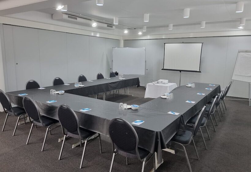 Littomore Hotel On Stewart, Bathurst