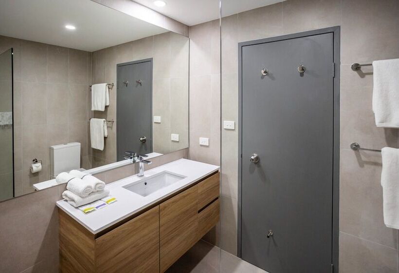 Littomore Hotel On Stewart, Bathurst