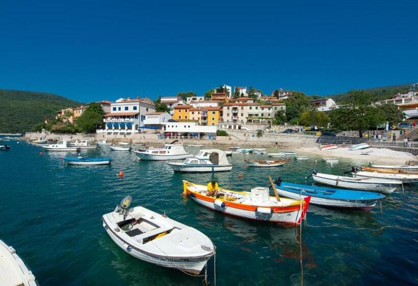 Mimosa Lido Palace   Maslinica Hotels & Resorts