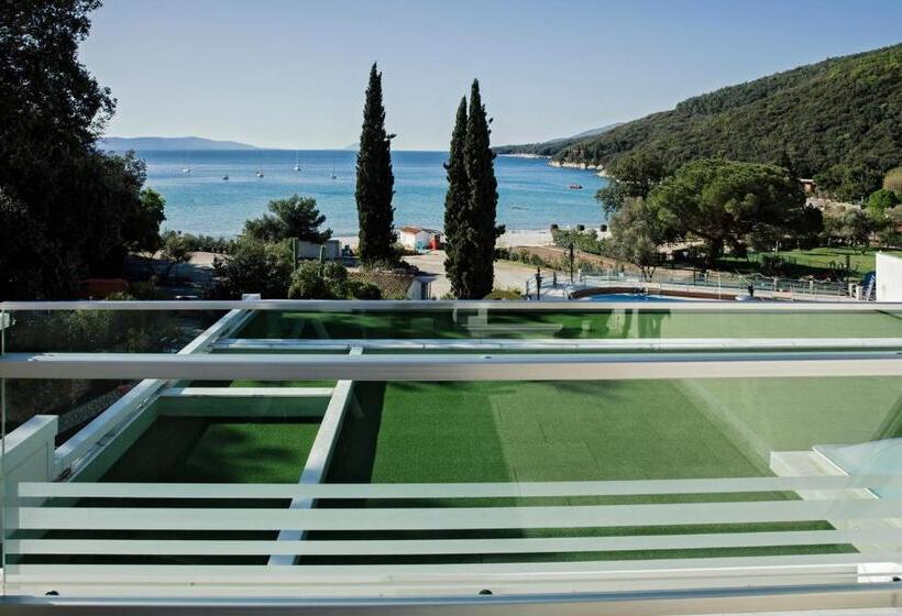 Mimosa Lido Palace   Maslinica Hotels & Resorts