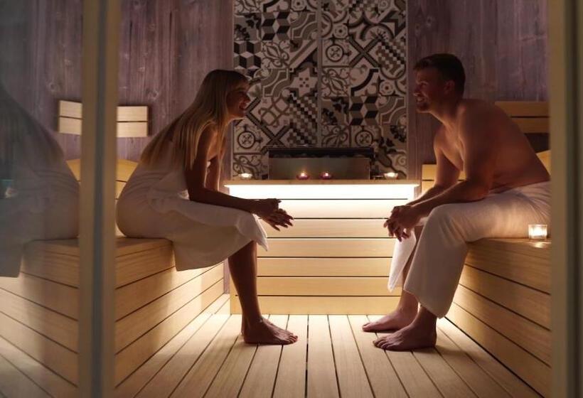 Mimosa Lido Palace   Maslinica Hotels & Resorts