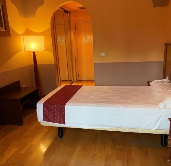 Отель Fuente Las Piedras