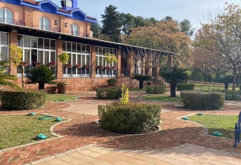 Отель Fuente Las Piedras