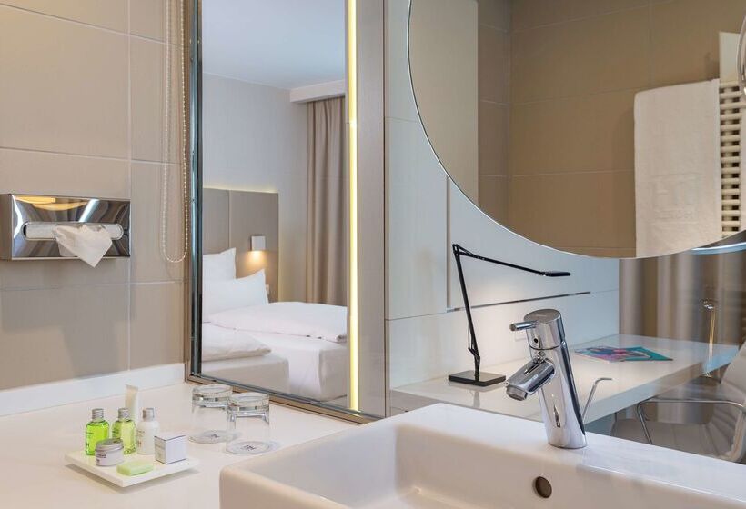 酒店 NH Hamburg Altona