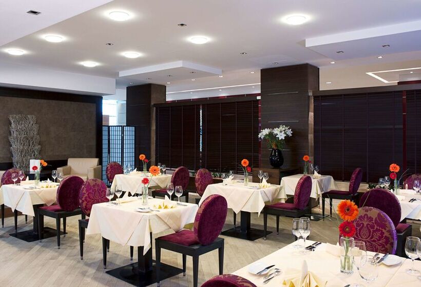 هتل NH Vienna Airport Conference Center