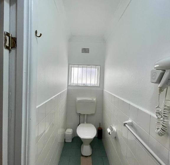 هتل The North Shore