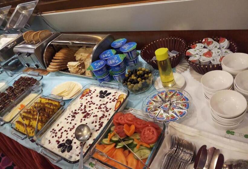 هتل Oriental Palace