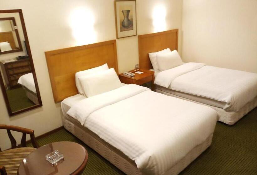 هتل Oriental Palace