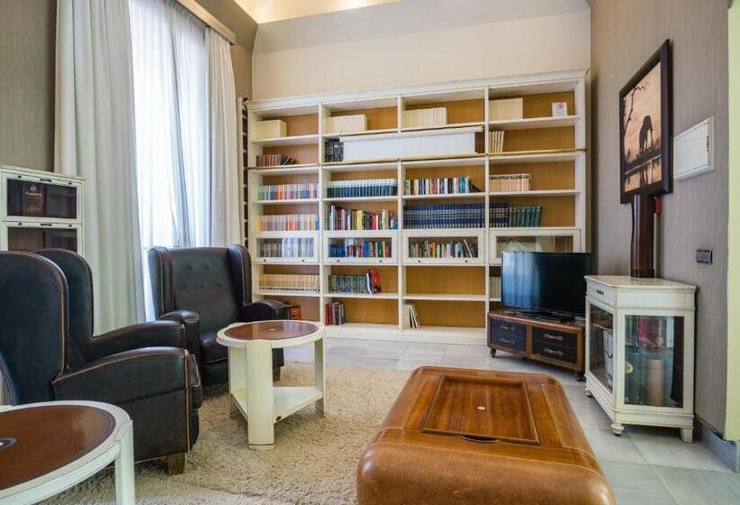 酒店 Palacio Garvey