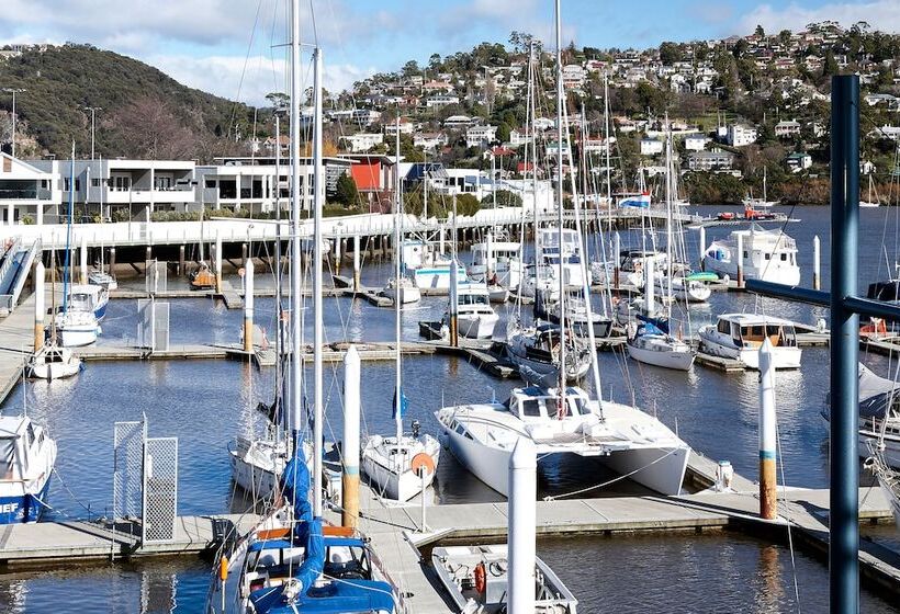 ホテル Peppers Seaport