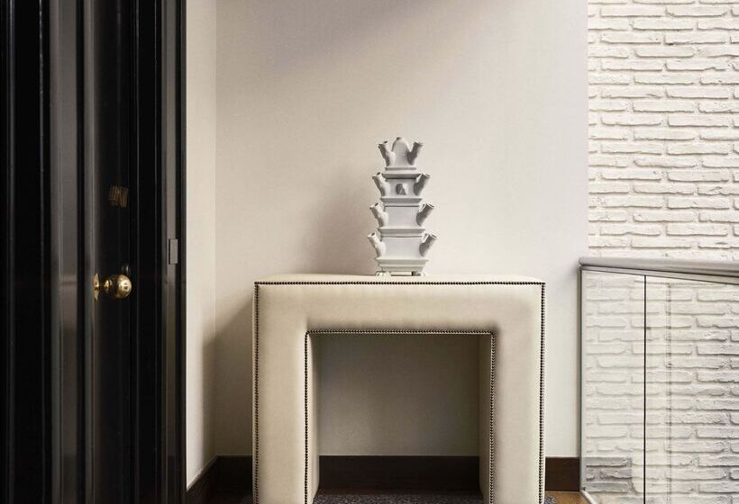 هتل Pulitzer Barcelona