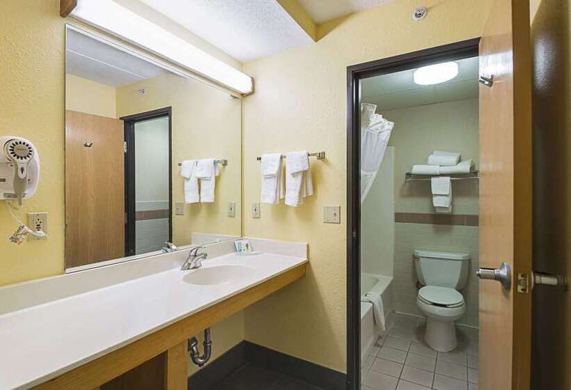فندق Quality Inn & Suites Harrington   Milford