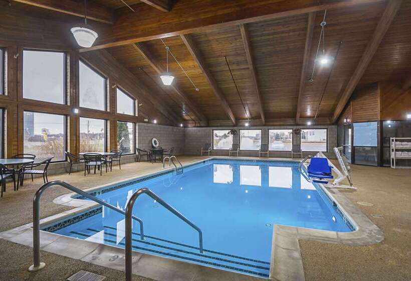 בית מלון כפרי Quality Inn & Suites Harrington   Milford