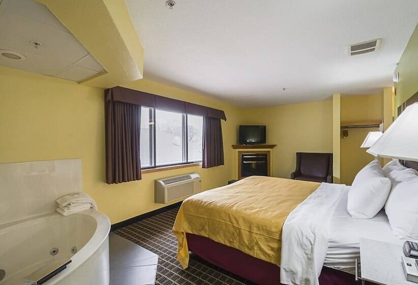 בית מלון כפרי Quality Inn & Suites Harrington   Milford