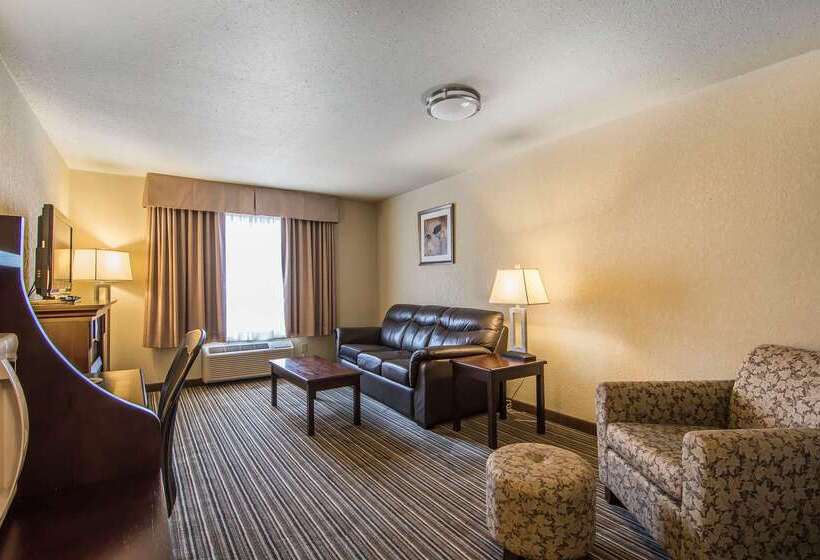 فندق Quality Inn & Suites Yorkton
