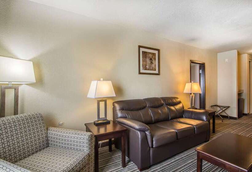 فندق Quality Inn & Suites Yorkton