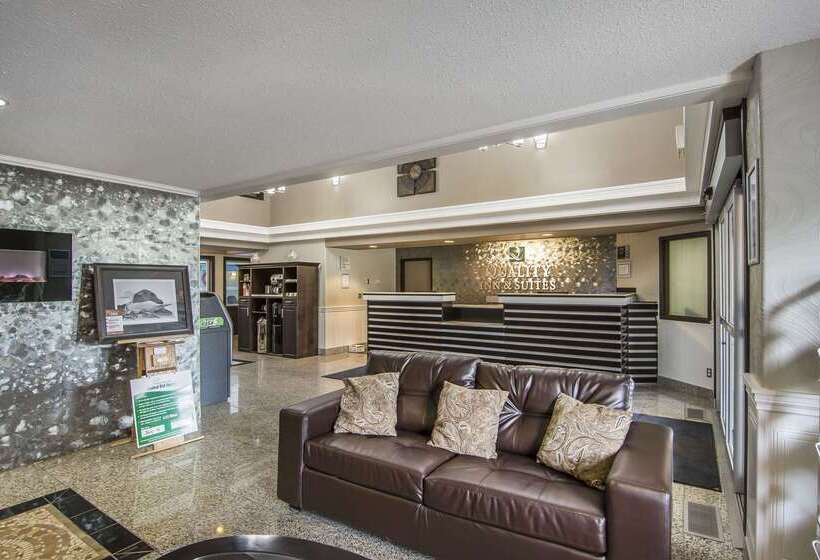 فندق Quality Inn & Suites Yorkton
