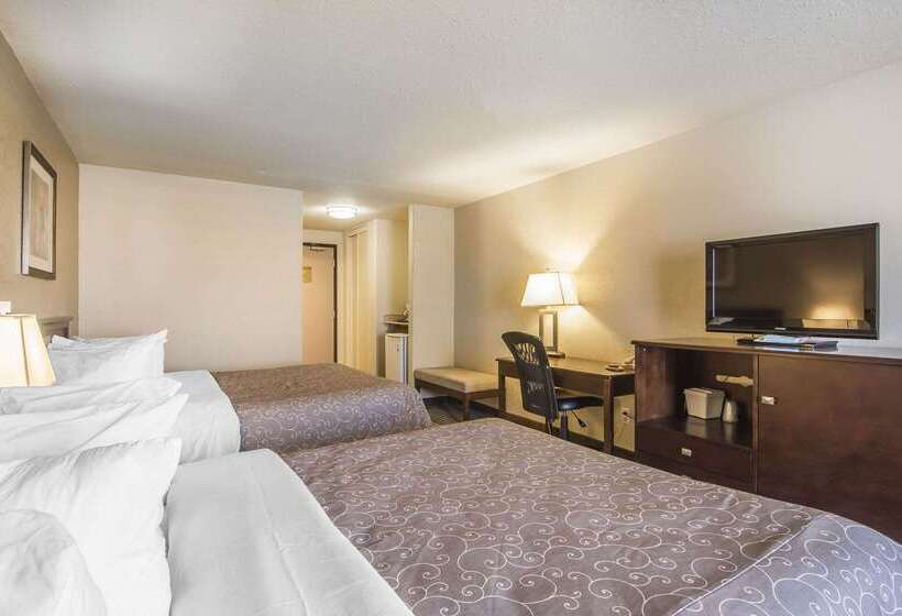 فندق Quality Inn & Suites Yorkton