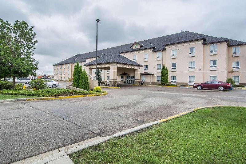 فندق Quality Inn & Suites Yorkton
