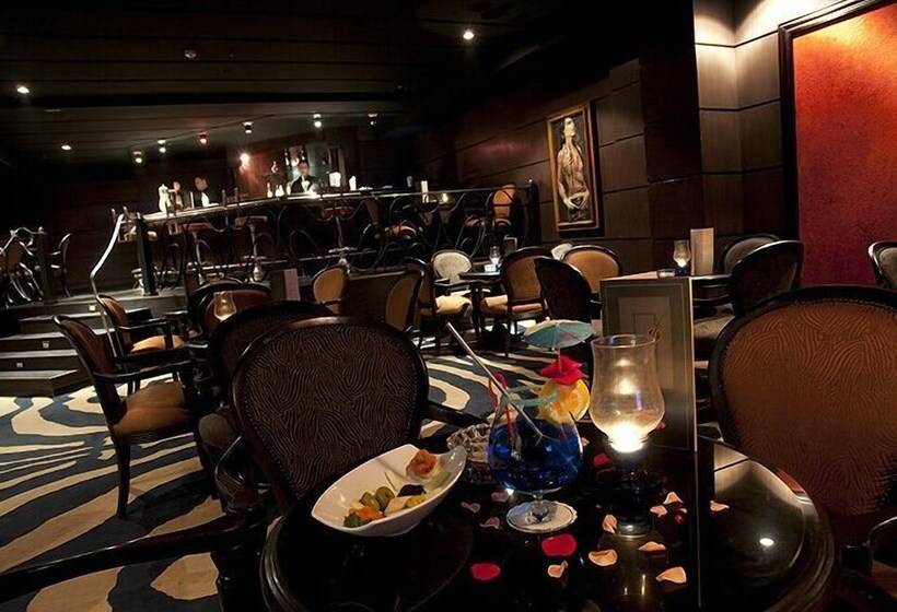 Отель Ramada By Wyndham Fes