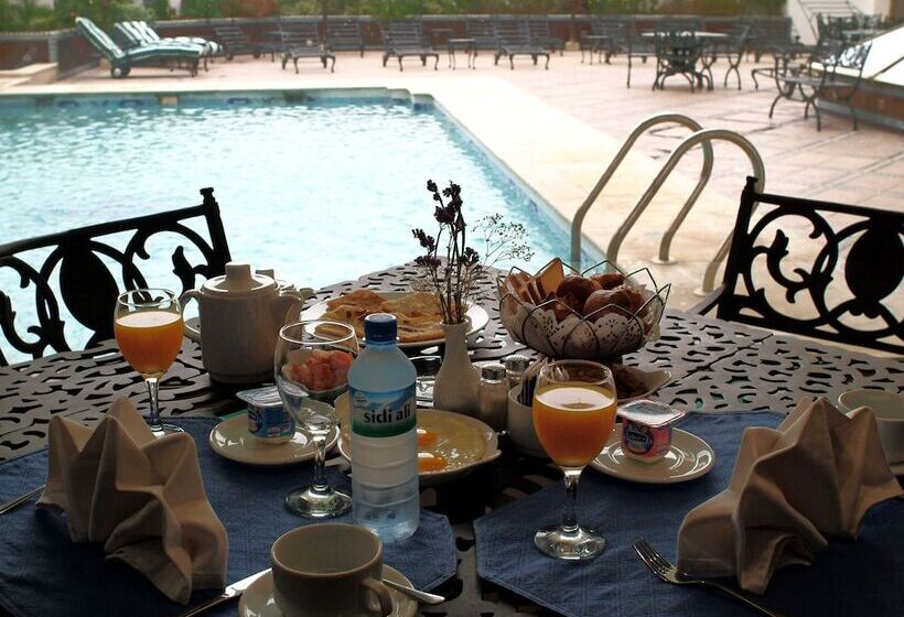 Отель Ramada By Wyndham Fes