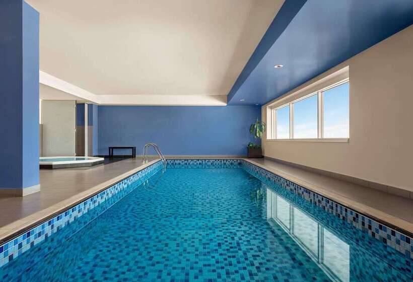 هتل Ramada Plaza By Wyndham Dubai Deira