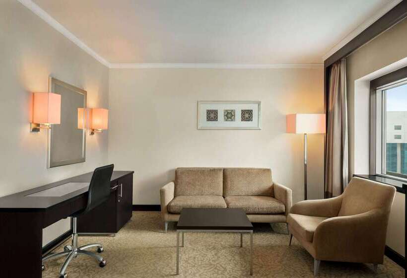 هتل Ramada Plaza By Wyndham Dubai Deira