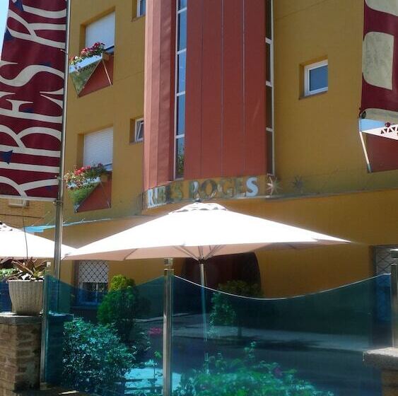 هتل Ribes Roges