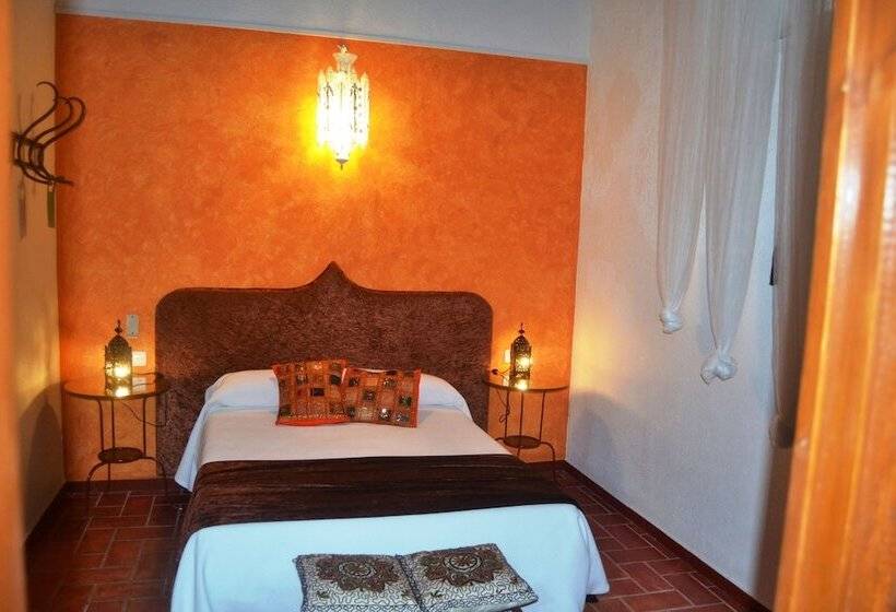 田舎風ホテル La Fonda Del Califa