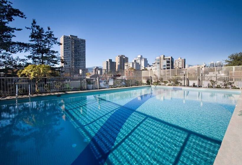 ホテル Sandman Suites Vancouver On Davie