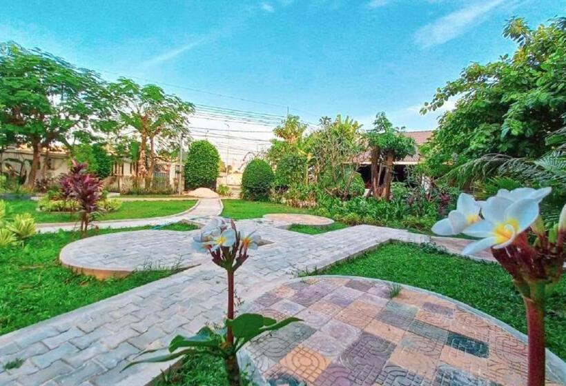 هتل Sanna Villa Residence