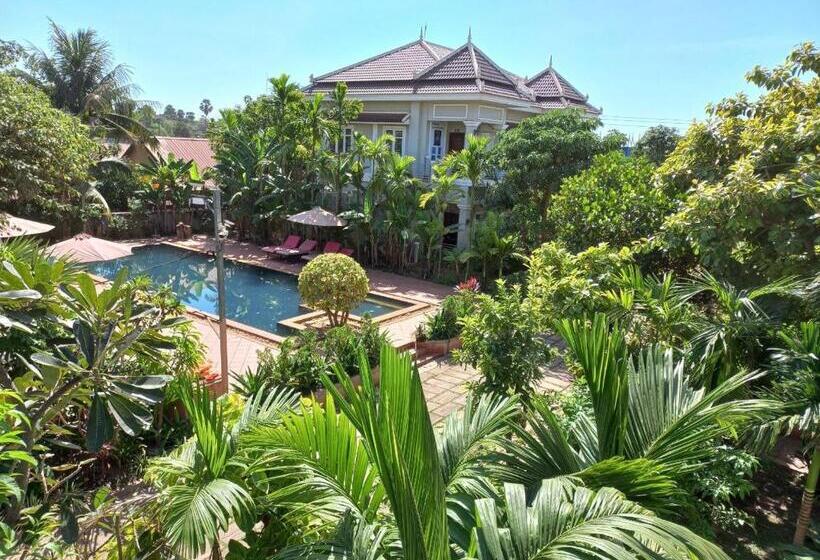 هتل Sanna Villa Residence