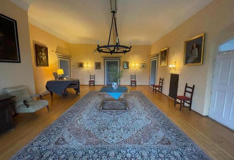 فندق Schloss Moosburg Gästehaus