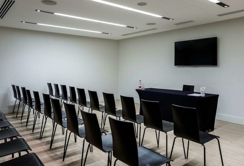 Azimut Hotel St Petersburg