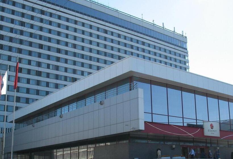 Azimut Hotel St Petersburg