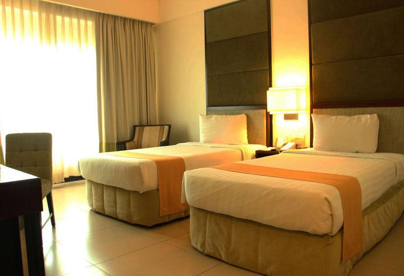 Hotel Taal Vista