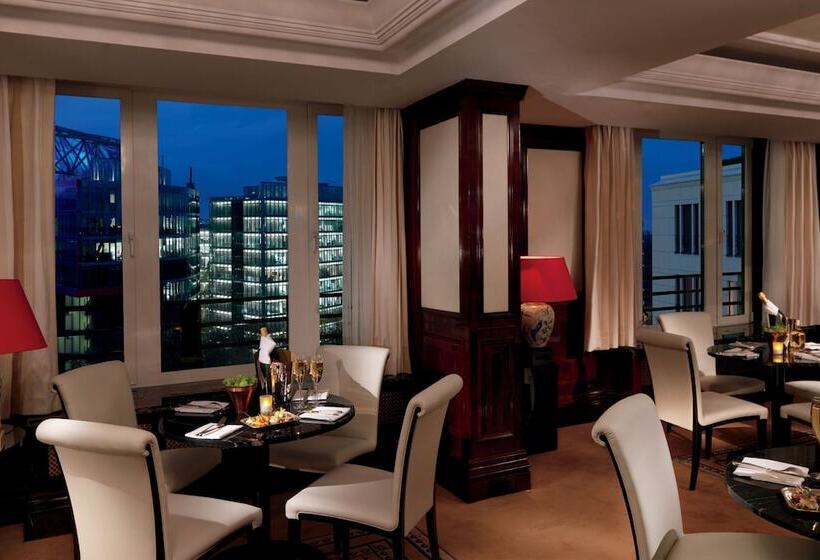 هتل The Ritzcarlton, Berlin