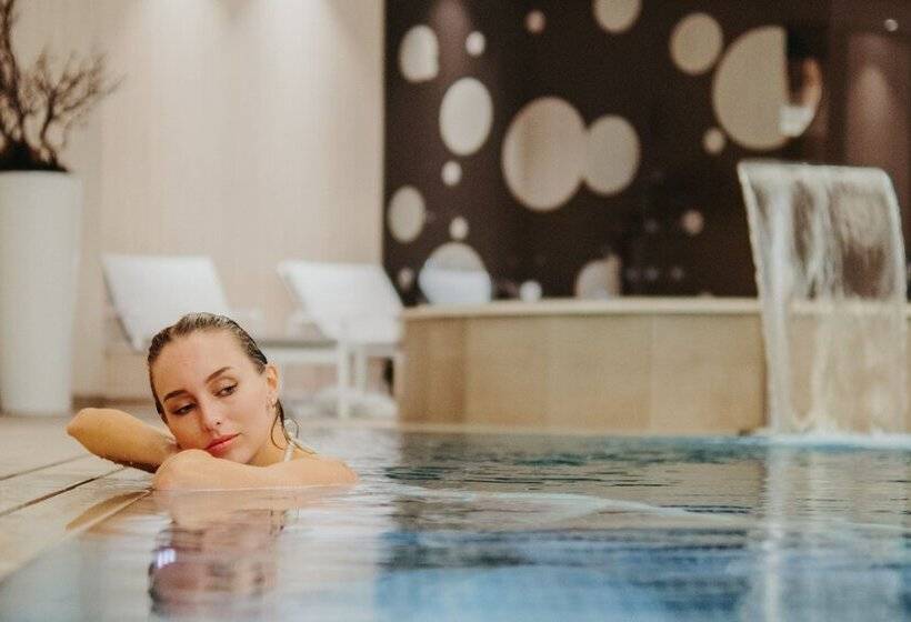 هتل The Ritzcarlton, Berlin