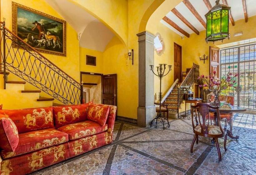 فندق The Salvia   Adults Only